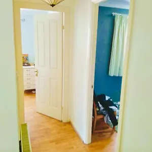 Apartment Near Thames River, Thamesmead (Greater London)
